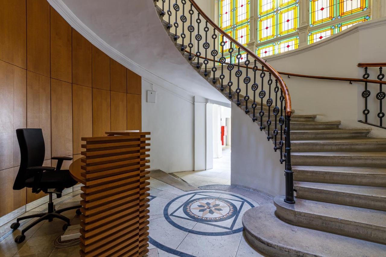 Newly Renovated Apartment In The Old Town Bratislava Esterno foto
